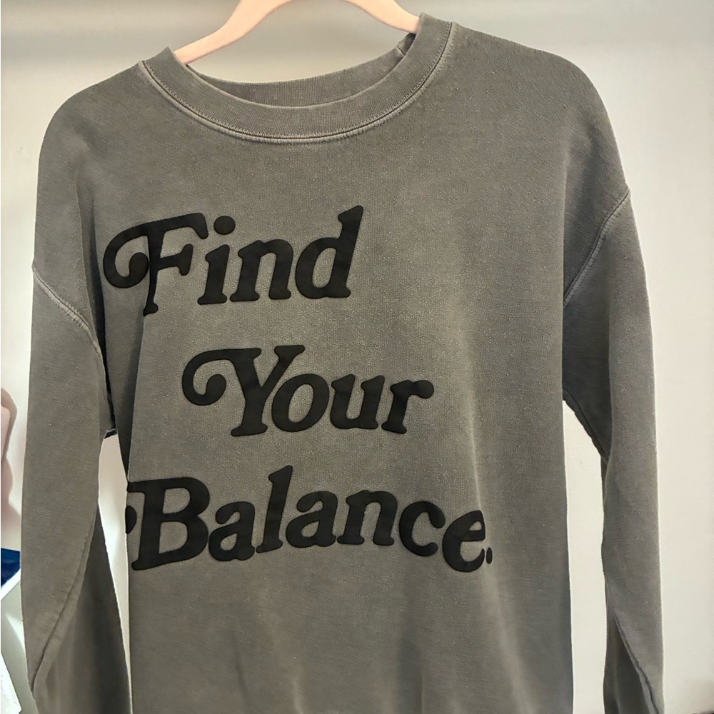 PacSun Gray Sweatshirt